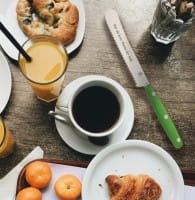 Buckelsmesser / Brötchenmesser hell grün