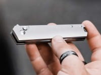 Kwaiken Push Button Flipper